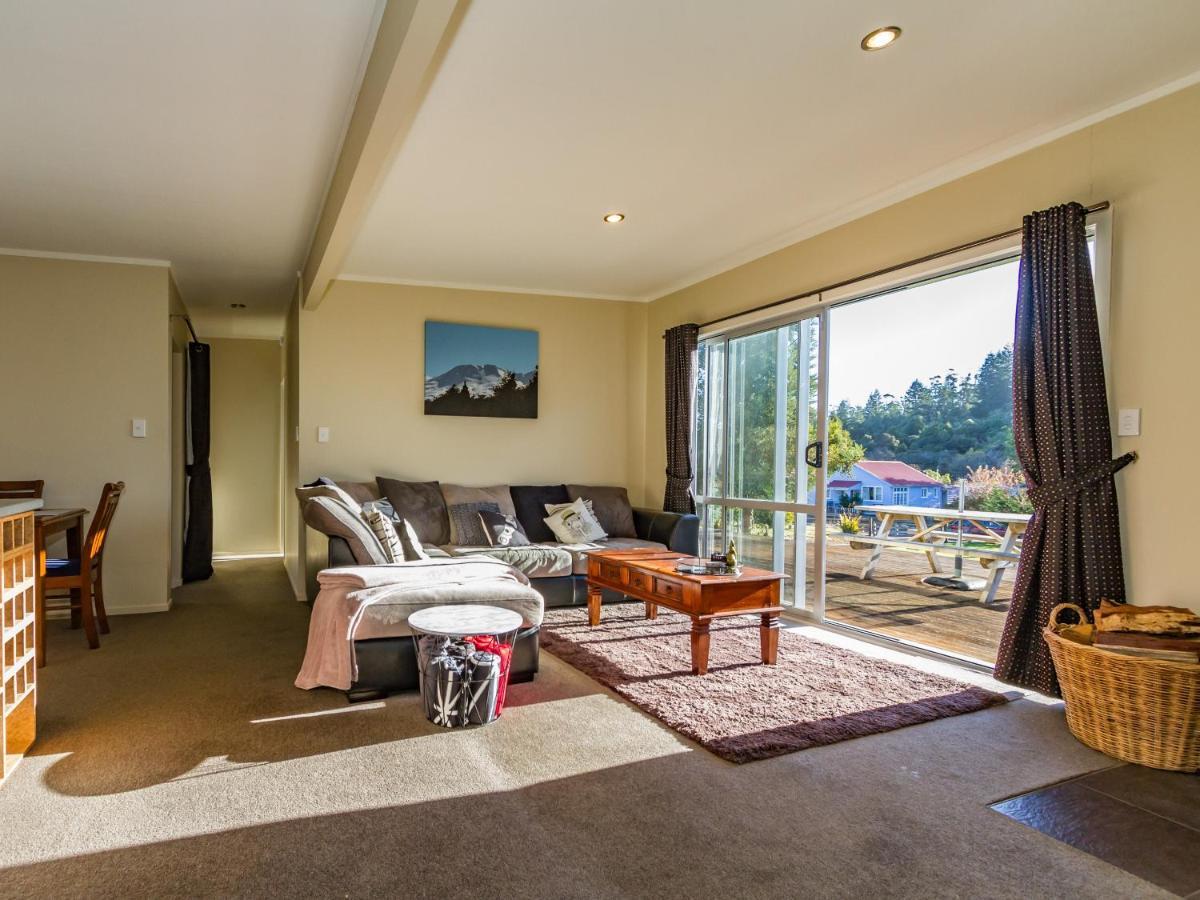 Pikorua - Raurimu Holiday Home เนชันแนลพาร์ค ภายนอก รูปภาพ